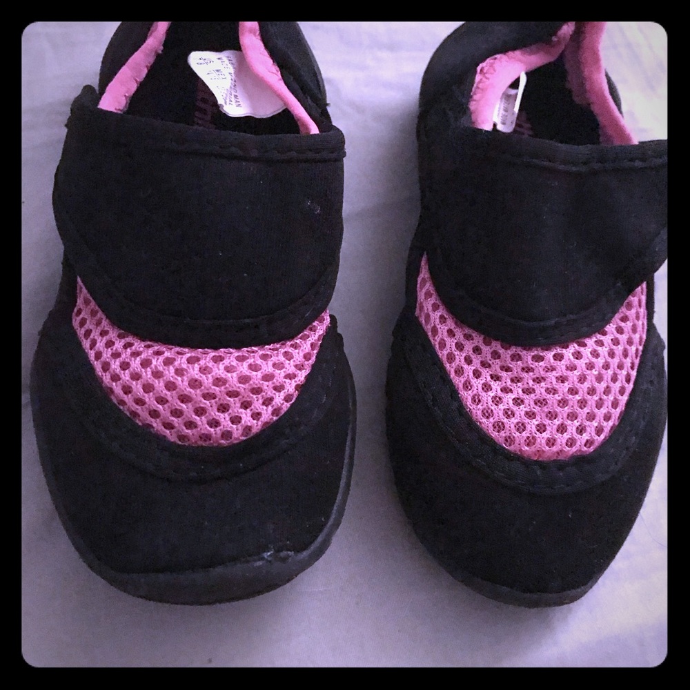 Girls water shoes